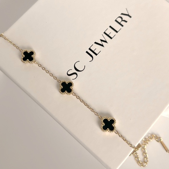🎄 HOLIDAY PICK 🎄 Last 3 🔥 Black Clover Bracelet Double Sided Petite Clover - Picture 2 of 10